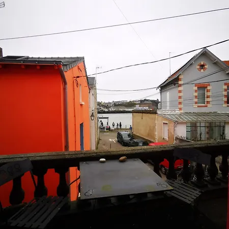 Trentemoult : Charmante Grande Maison Avec Vue Sur Loire 105 M2 Dom wakacyjny Rezé