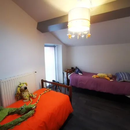 Holiday home Trentemoult : Charmante Grande Maison Avec Vue Sur Loire 105 M2